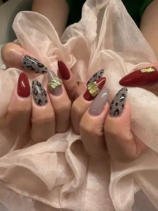 ネイル AOAQUA SHIORIのネイルデザイン