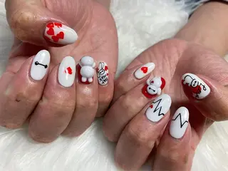 ミディアム ネイル nail yukkoのネイルデザイン