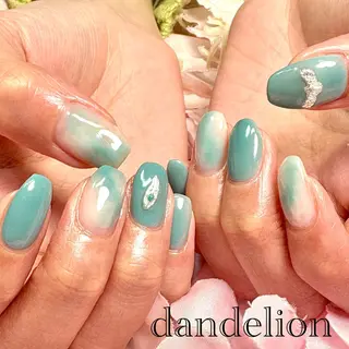 ネイル dandelion ダンデライオンのネイルデザイン