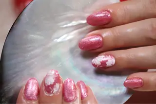 ネイル ママリンド　志村坂上店所属・しみ えんのネイルデザイン