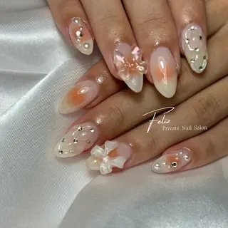 ネイル Feliz所属・Feliz 楽しいネイルサロンのネイルデザイン