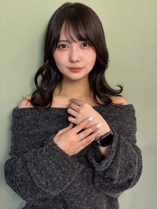 セミロング カラー 酒井 菜花のヘアスタイル