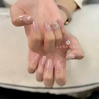 ネイル アトリエ　ミモザ所属・いまむら あかりのネイルデザイン