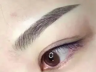 アイブロウ shale所属・シャレ トータルビューティーのマツエク・マツパデザイン