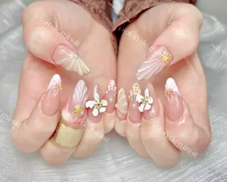 ネイル Salon de Minuit🦩のネイルデザイン