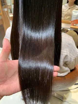 セミロング 新宿メンズパーマ メンズバレイヤージュのヘアスタイル