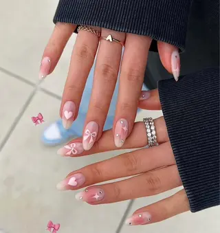 ネイル Ru na🍳のネイルデザイン