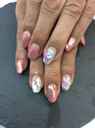 ネイル esNail&eye イーズネイル＆アイのネイルデザイン