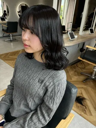 セミロング Asumi 髪質改善のヘアスタイル