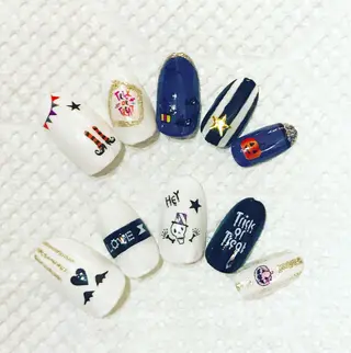 ネイル mmagicca. 【 まじか. 】のネイルデザイン