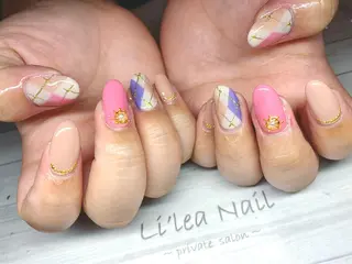 ネイル Li'leaNail AINAのネイルデザイン