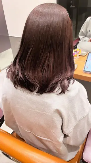 ミディアム カラー classic 新横浜所属・大人girly🛋️ 🤍yukakoのヘアスタイル