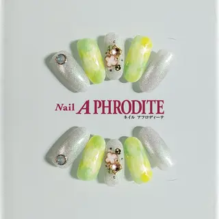 ネイル Nail  Aphroditeのネイルデザイン