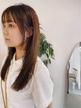 セミロング カラー 可愛いパーマスタイル といえばISSEYのヘアスタイル