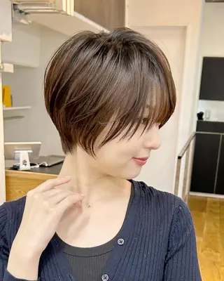 ショート ioe 茶屋町のヘアスタイル
