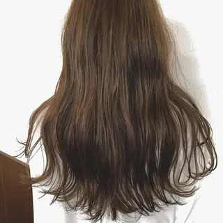 ロング カラー ヘアアレンジ HAIR LEAP所属・LEAP MISAの眉毛・アイブロウイメージ