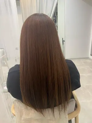 カラー 谷川 李奈のヘアスタイル