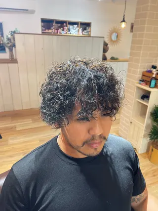 パーマ LA BELLA所属・LA BELLA マリナのヘアスタイル