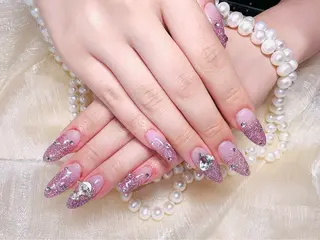 ネイル 伊原 羽美のネイルデザイン