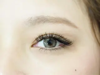 マツエク・マツパ eyelash salon Chérie所属・Chérie Yurieのマツエク・マツパデザイン