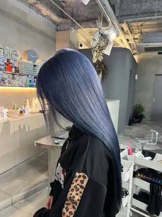ロング カラー qulim所属・櫻井 はるなのヘアスタイル