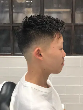 ショート パーマ メンズ THE AWESUM所属・メンズスタイル強化中 TONNY(トニー)のヘアスタイル