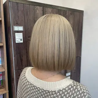 ミディアム エヌプランツイズミフチュウ所属・エヌプランツ 和泉府中のヘアスタイル