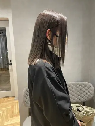 ミディアム 太田代 桃のヘアスタイル