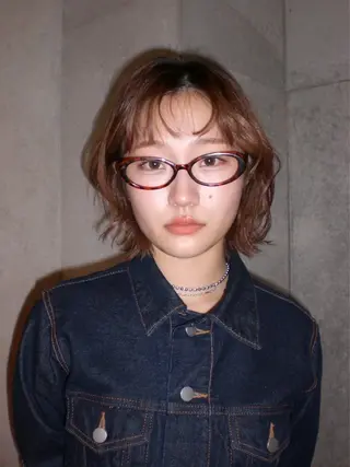 ミディアム カラー RESSUAL くるみのヘアスタイル