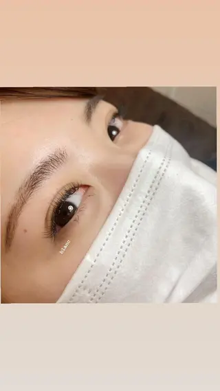 マツエク・マツパ Blanc 岐阜シティ・タワー43店所属・早川 愛理の眉毛・アイブロウイメージ