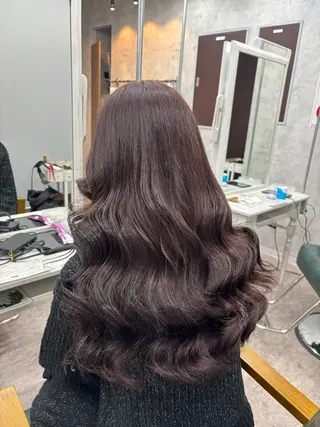 ロング maino /暖色カラー🍓のヘアスタイル