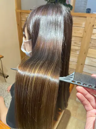 ロング ayumi🦖/ ブリーチカラーのヘアスタイル