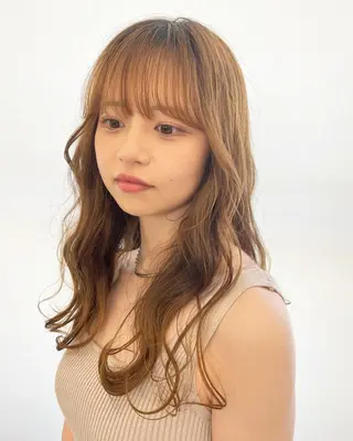 セミロング カラー GOODDAY ヘアサロンのヘアスタイル