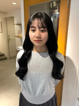 ロング カラー ヘアアレンジ 女性専用サロンiiro【イロ】所属・【韓国ヘア/透明感 カラー】makotoのヘアスタイル
