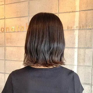 ミディアム カラー . mizuki .のヘアスタイル