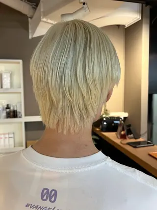 ショート カラー daiki 原宿のヘアスタイル