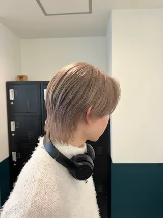 ショート カラー 聖斗 /ハイトーン/パーマのヘアスタイル