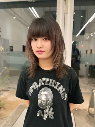 ミディアム ハイトーンカラー/ ケアブリーチのヘアスタイル