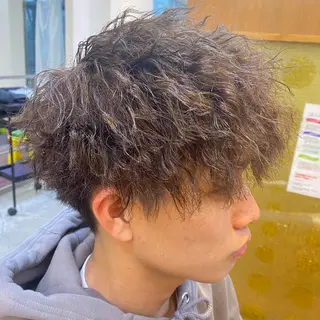 ショート パーマ メンズ メンズパーマNo.1 🔥松嶋雄大のヘアスタイル