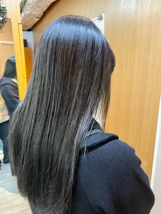 ロング カラー 透明感カラー/ イルミナカラーヒロキのヘアスタイル
