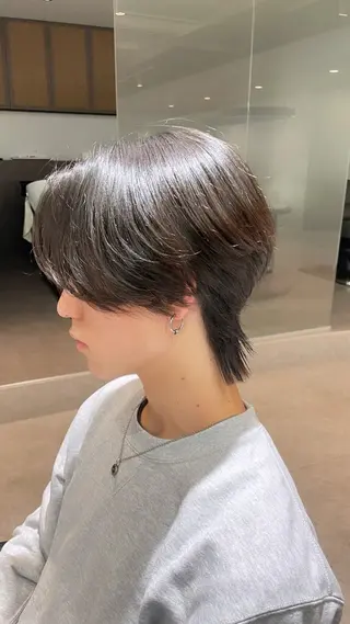 メンズ FILMS Chiba所属・Hiroki/韓国 センターパートのヘアスタイル