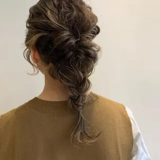 ミディアム カラー パーマ ヘアアレンジ apish aoyama所属・武 愛子の眉毛・アイブロウイメージ