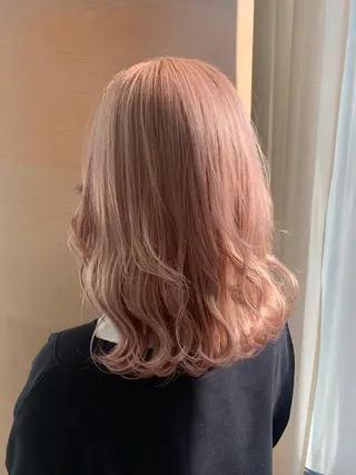 ミディアム カラー 箭内葉月🌿 フェザーパーマ🌿のヘアスタイル