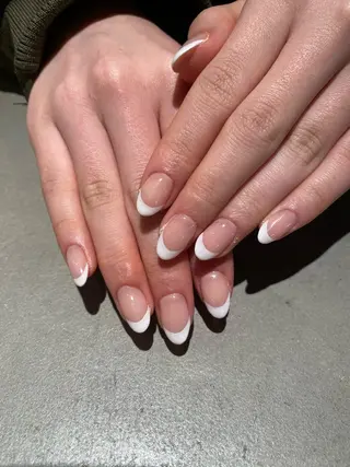 ネイル 藤井 里緒奈のネイルデザイン