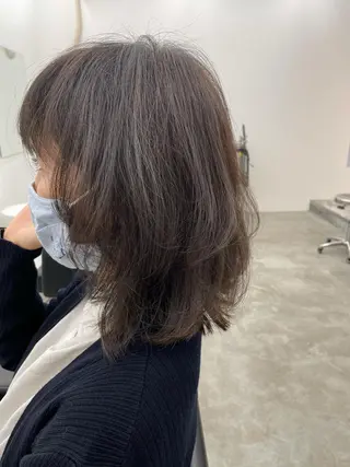 ミディアム カラー セルフホワイトニング Ines渡辺リエのその他イメージ