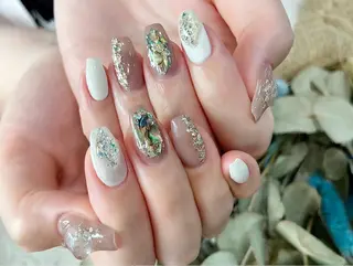 ネイル nailsalon Mirrorのネイルデザイン