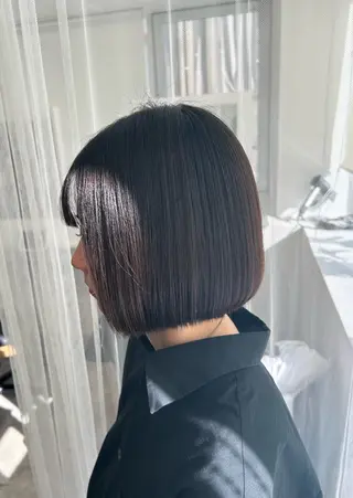 ショート ブリーチ/ベージュ /レイヤー/ひよりのヘアスタイル