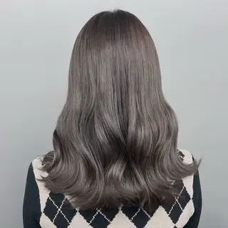 ロング カラー 透明感カラー グレージュ/あいのヘアスタイル