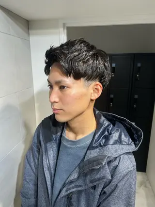 ミディアム メンズ je suis heureuse所属・ハイライトカラー 🌀ゆい❣️のヘアスタイル