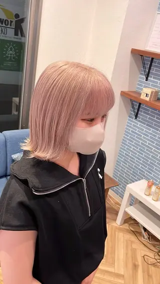 ミディアム カラー 泉水 彩希のヘアスタイル